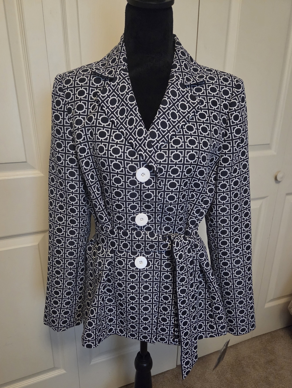 Le Suit Women's Navy & White 2Pc Belted Blazer Suit Jacket NEW Size 10